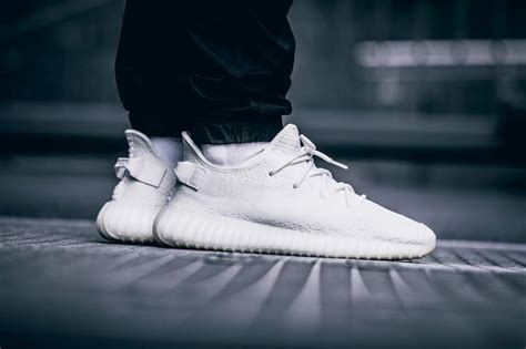 adidas yeezy weiß herren|adidas yeezy sale.